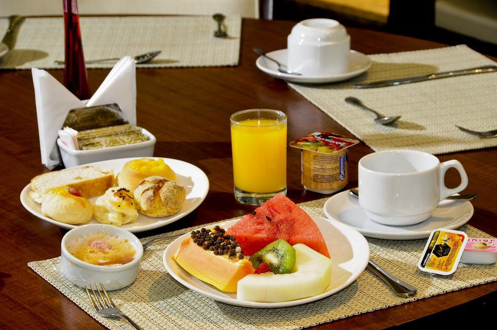 Bristol Merit Hotel Бело Оризонти Екстериор снимка